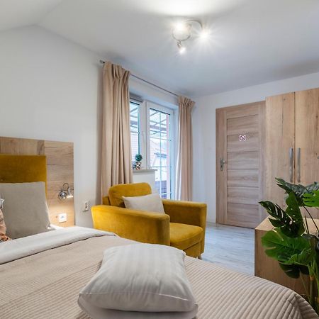 Jaskolka - Pokoje I Apartament Przy Plazy Ольштын Экстерьер фото