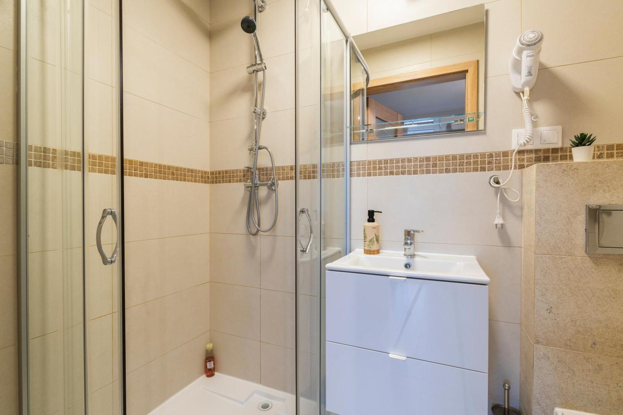 Jaskolka - Pokoje I Apartament Przy Plazy Ольштын Экстерьер фото