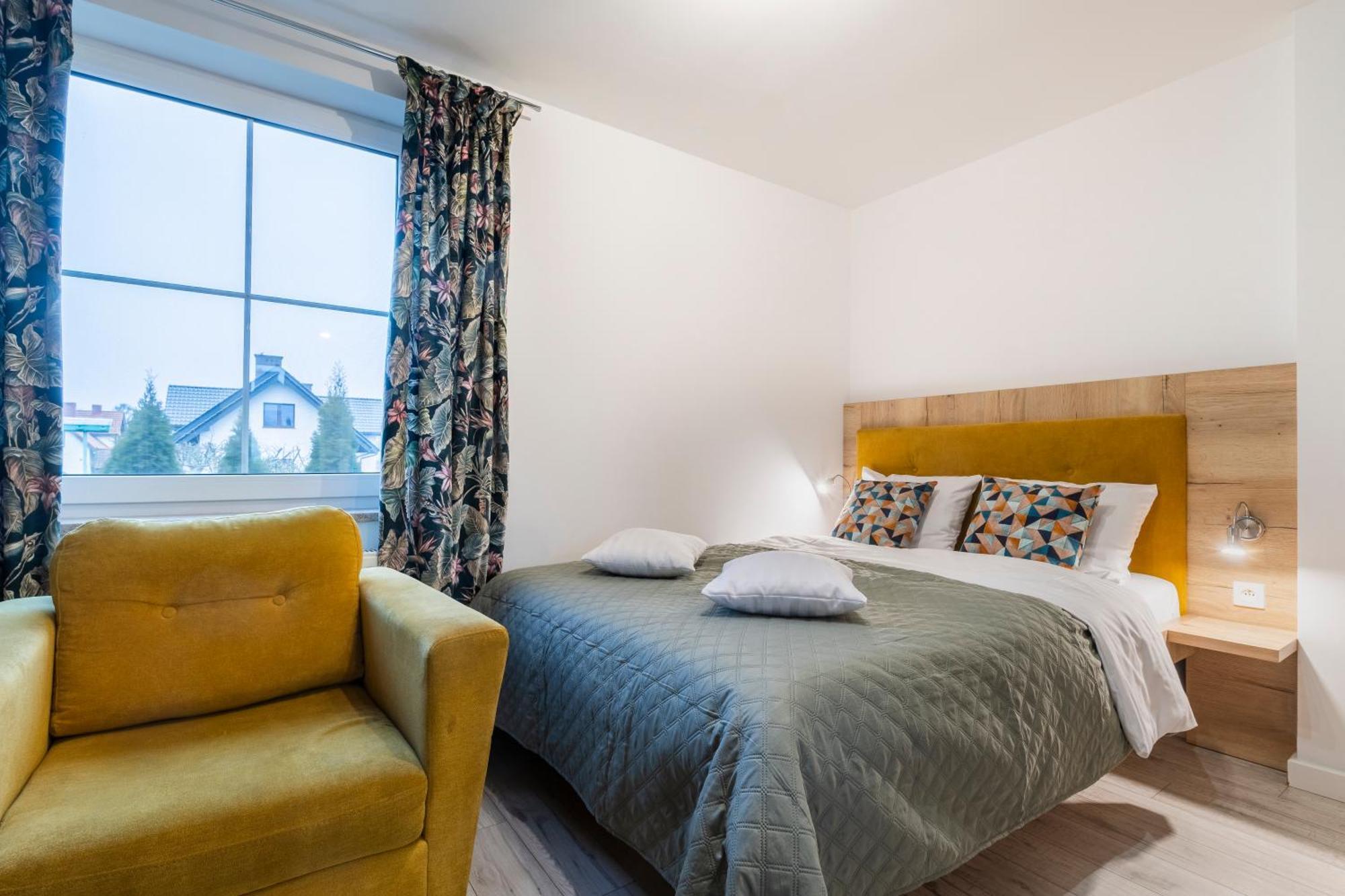 Jaskolka - Pokoje I Apartament Przy Plazy Ольштын Экстерьер фото