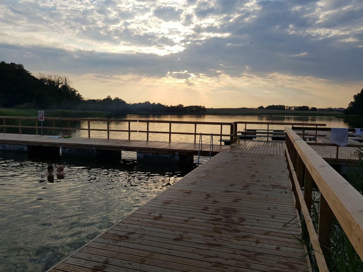 Jaskolka - Pokoje I Apartament Przy Plazy Ольштын Экстерьер фото
